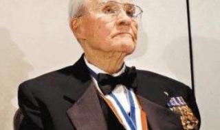 巅峰战舰轰炸机怎么瞄准 驾驶轰炸机2怎么玩